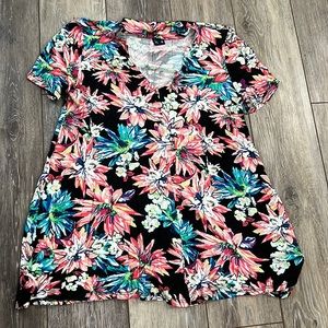 Solo La Fe floral shirt